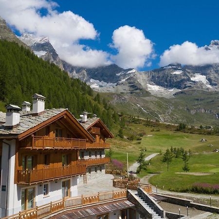 3 Chalets Aparthotel Брей-Червиния Экстерьер фото