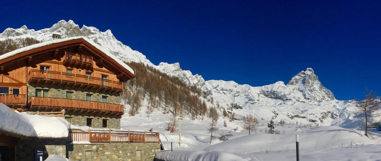3 Chalets Aparthotel Брей-Червиния Экстерьер фото