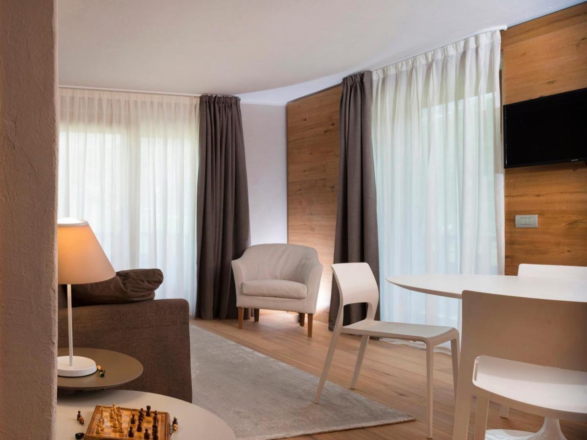 3 Chalets Aparthotel Брей-Червиния Экстерьер фото
