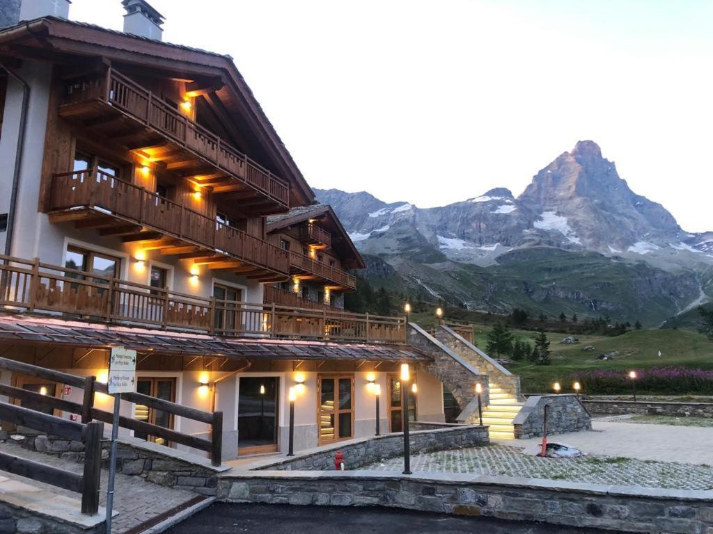 3 Chalets Aparthotel Брей-Червиния Экстерьер фото