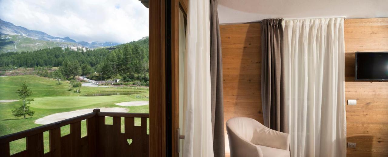 3 Chalets Aparthotel Брей-Червиния Экстерьер фото